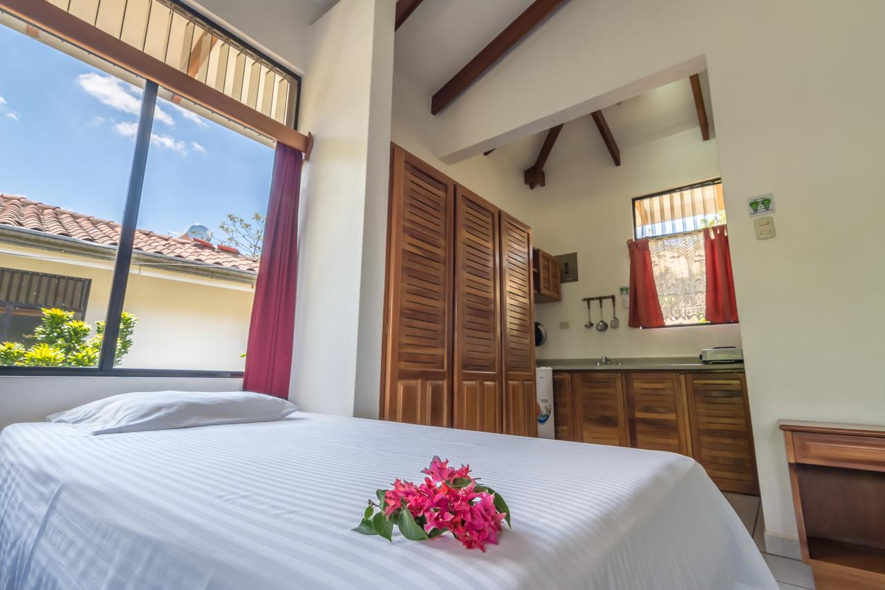 Hotel Colinas Del Sol Atenas Εξωτερικό φωτογραφία